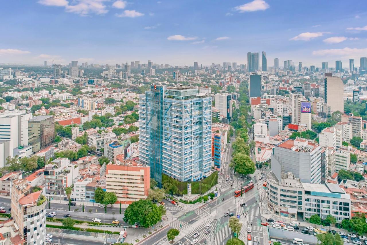 Fiesta Insurgentes Viaducto 4* Mexiko-Stadt